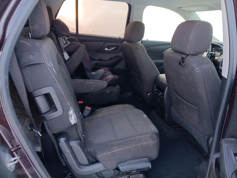 Photo 10 from auction – 2018 CHEVROLET TRAVERSE L with VIN 1GNERGKW1JJ263347