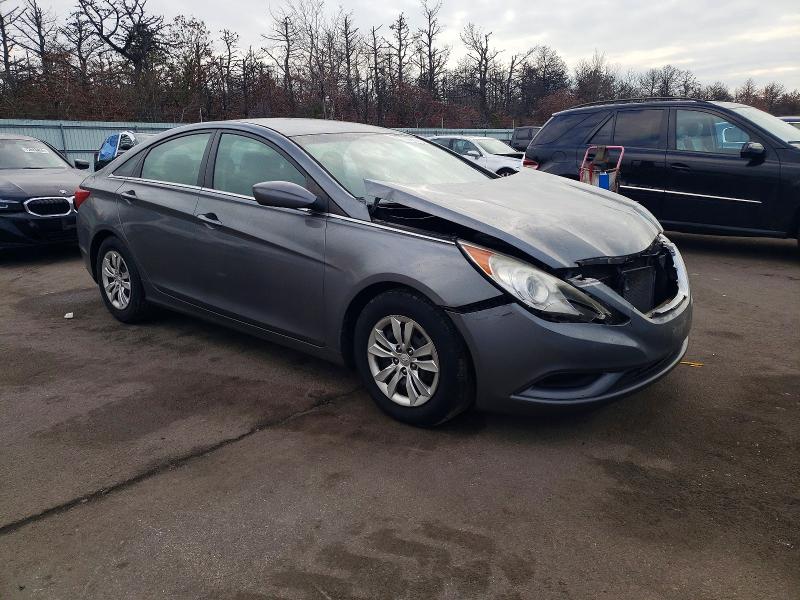 Photo 4 from auction – 2012 HYUNDAI SONATA with VIN 5NPEB4AC4CH403387