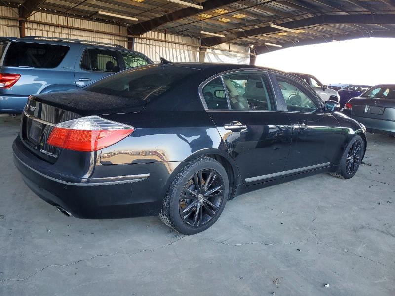 Photo 3 from auction – 2011 HYUNDAI GENESIS with VIN KMHGC4DF6BU127080