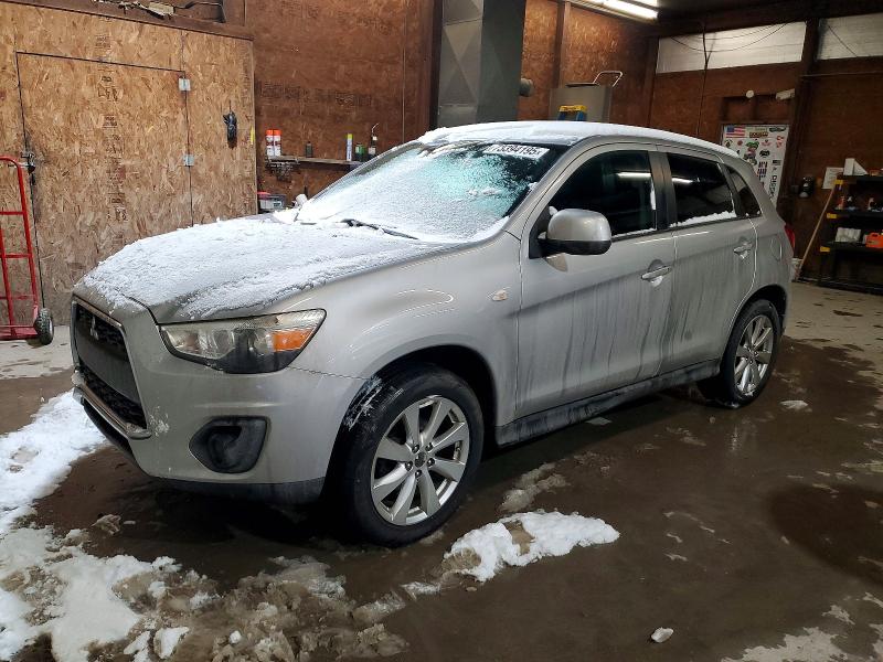 MITSUBISHI OUTLANDER 2015 with VIN 4A4AR3AW8FE061986 - Photo from auction