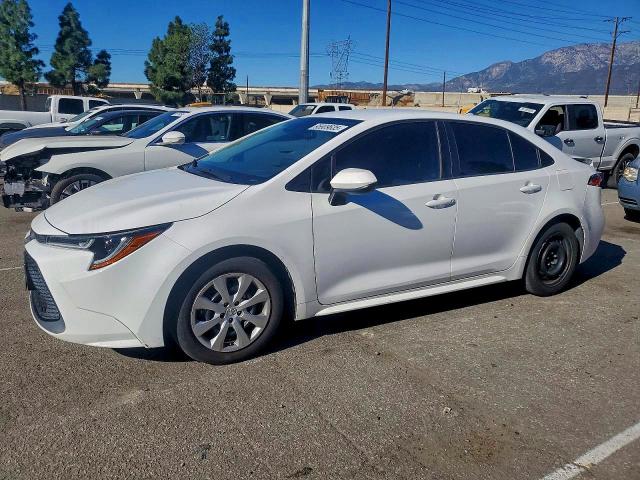 Photo 1 from auction – 2020 TOYOTA COROLLA LE with VIN 5YFEPRAEXLP142687