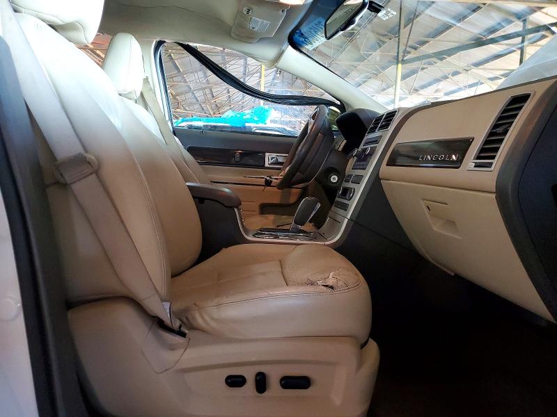Photo 7 from auction – 2010 LINCOLN MKX with VIN 2LMDJ6JC9ABJ27386