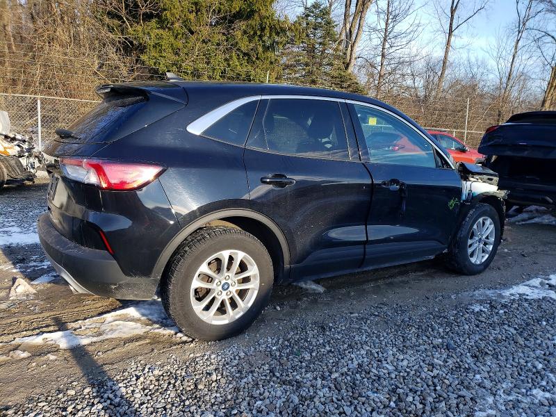 Photo 3 from auction – 2022 FORD ESCAPE with VIN 1FMCU0G6XNUA46037