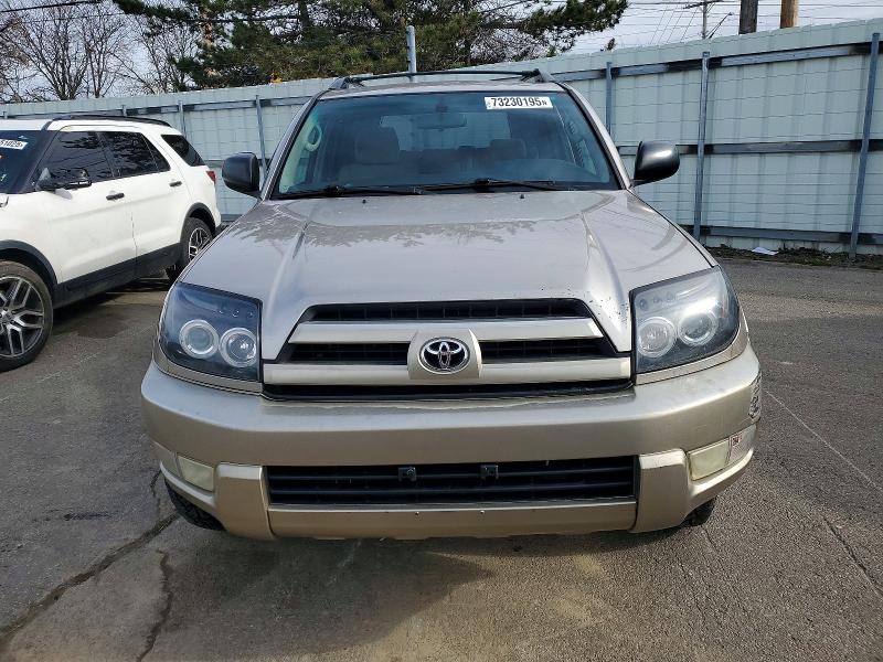 Photo 5 from auction – 2004 TOYOTA 4RUNNER SR with VIN JTEBU14R240037077