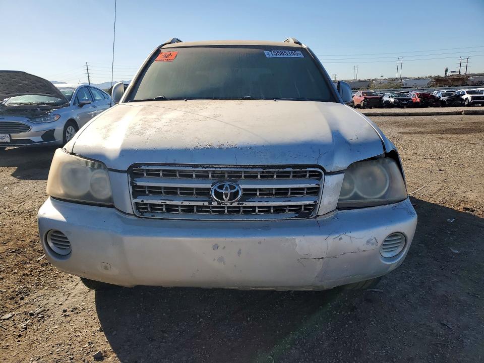 Photo 5 from auction – 2002 TOYOTA HIGHLANDER with VIN JTEGF21A520053288