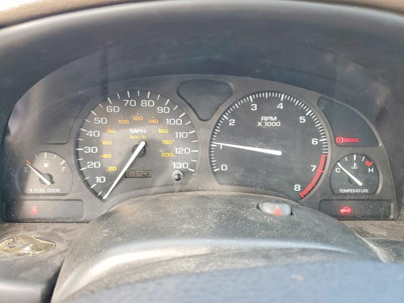 Photo 9 from auction – 2000 SATURN SL2 with VIN 1G8ZK5273YZ195117