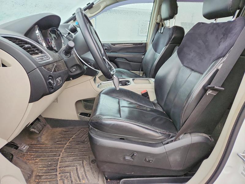 Photo 7 from auction – 2013 CHRYSLER TOWN & COU with VIN 2C4RC1GG2DR751782
