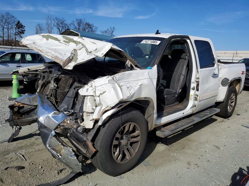 CHEVROLET SILVERADO 2007 with VIN 3GCEC13C27G519646 - Photo from auction