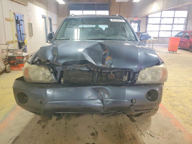 Photo 5 from auction – 2004 TOYOTA HIGHLANDER with VIN JTEEP21A140020831