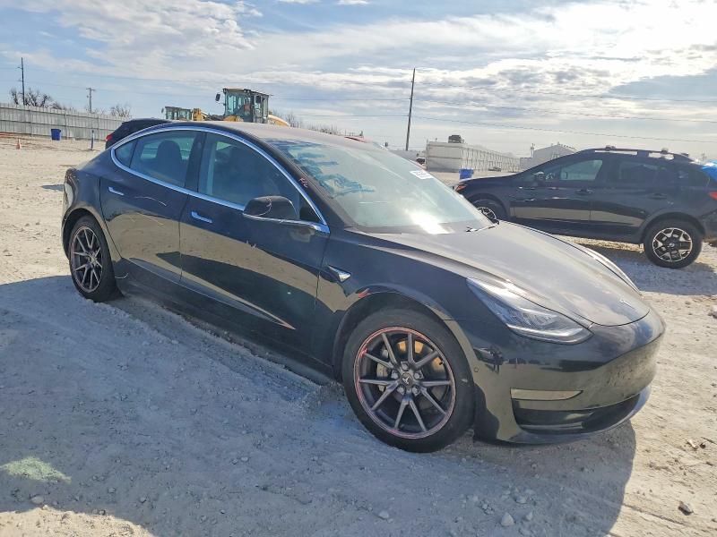 Photo 4 from auction – 2019 TESLA MODEL 3 with VIN 5YJ3E1EA9KF304812