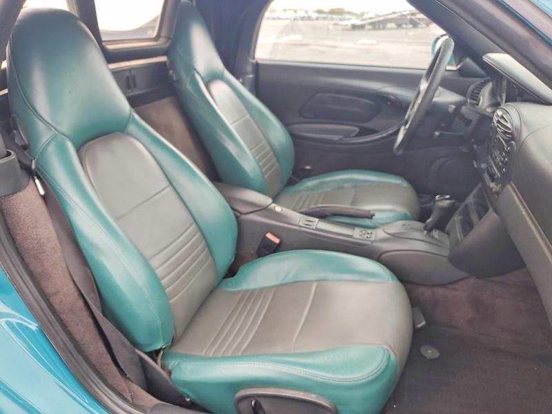 Photo 10 from auction – 1999 PORSCHE BOXSTER with VIN WP0CA2981XU633219