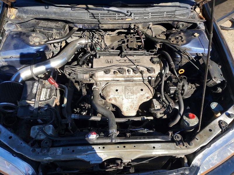 Photo 11 from auction – 2002 HONDA ACCORD with VIN 1HGCG56472A031082