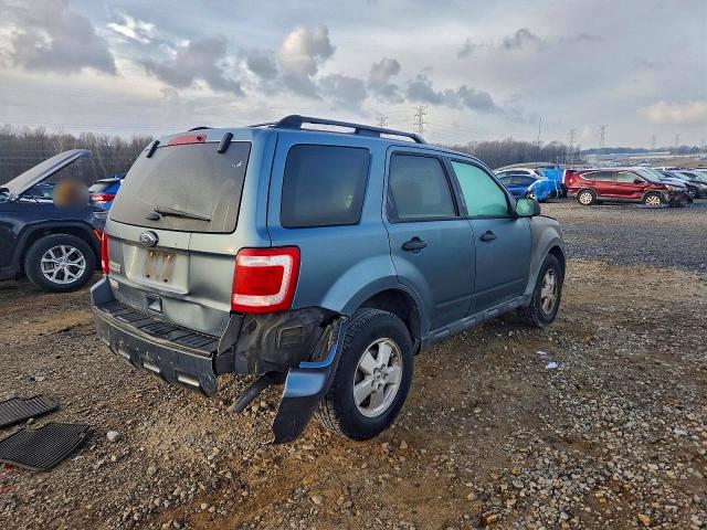 Photo 3 from auction – 2011 FORD ESCAPE XLT with VIN 1FMCU0D79BKB72328
