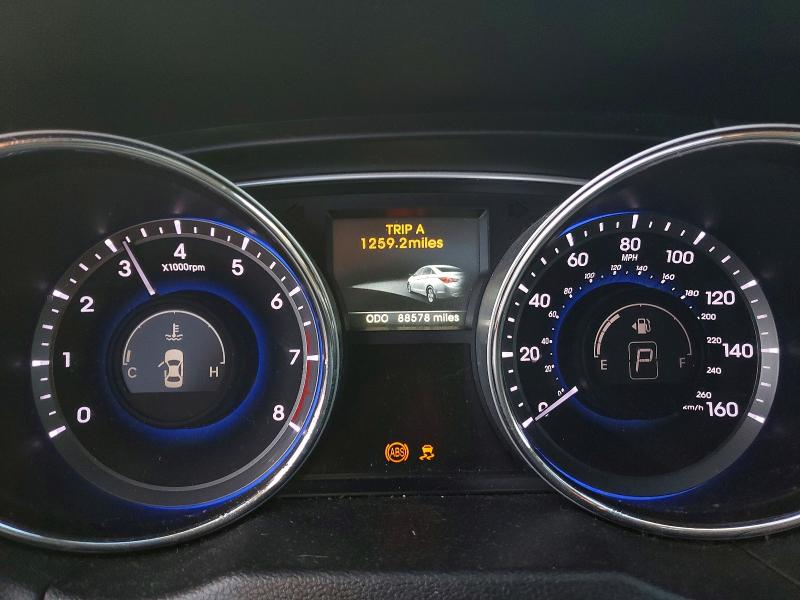 Photo 9 from auction – 2014 HYUNDAI SONATA with VIN 5NPEC4AB1EH843669