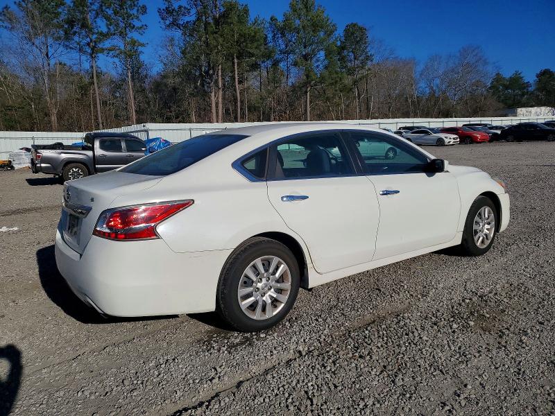 Photo 3 from auction – 2015 NISSAN ALTIMA 2.5 with VIN 1N4AL3APXFC278037