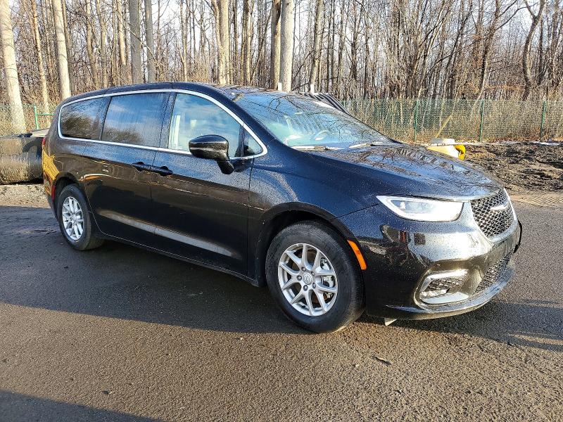 Photo 4 from auction – 2025 CHRYSLER PACIFICA with VIN 2C4RC1BG7SR599499