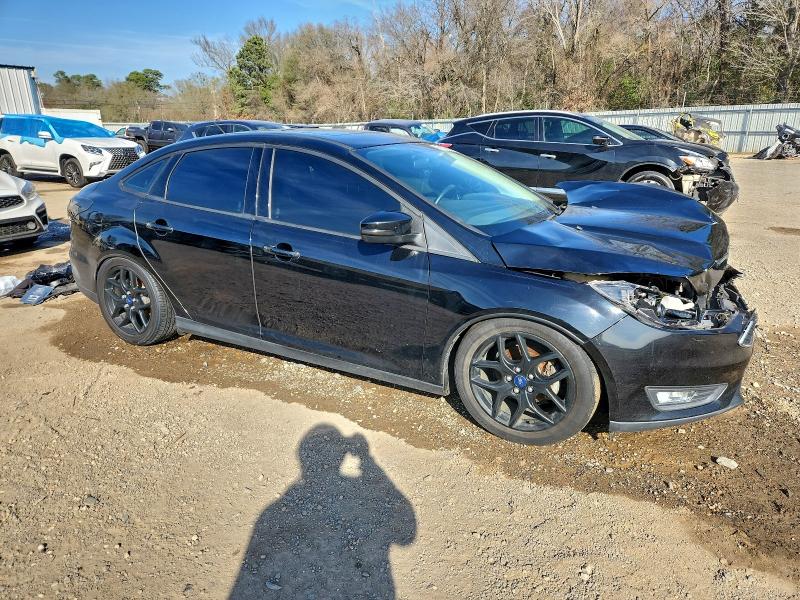 Photo 4 from auction – 2016 FORD FOCUS with VIN 1FADP3F29GL393065
