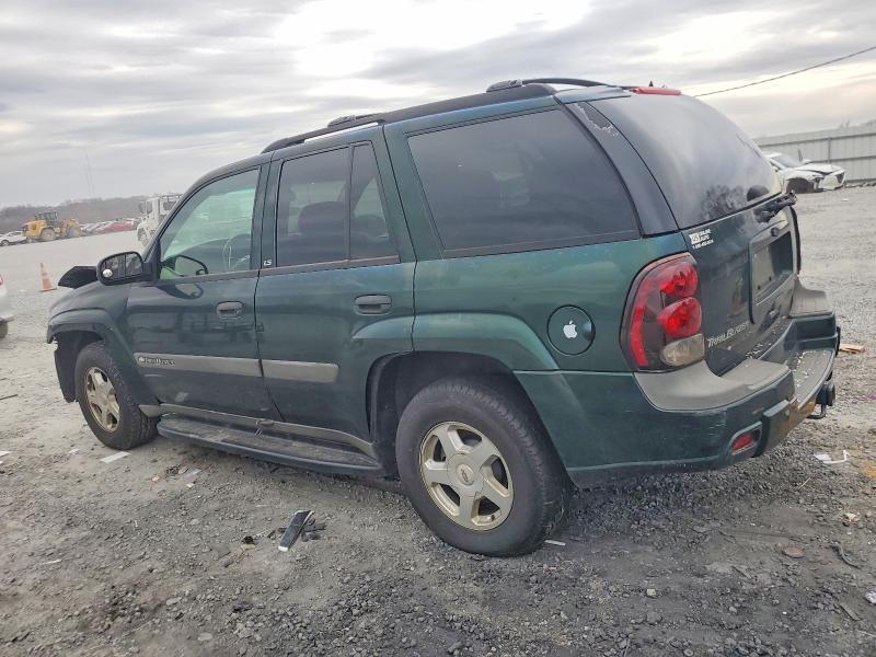 Photo 2 from auction – 2003 CHEVROLET TRAILBLAZE with VIN 1GNDS13S232398567