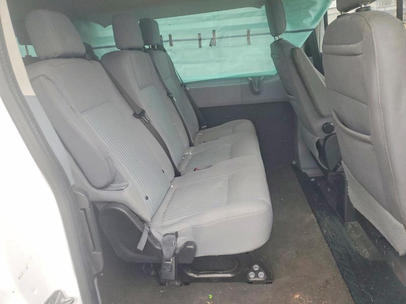Photo 11 from auction – 2019 FORD TRANSIT with VIN 1FBZX2ZM0KKB24561