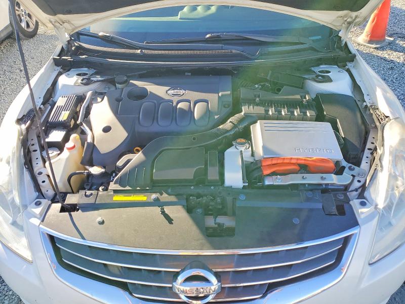 Photo 11 from auction – 2010 NISSAN ALTIMA HYB with VIN 1N4CL2AP7AC133677