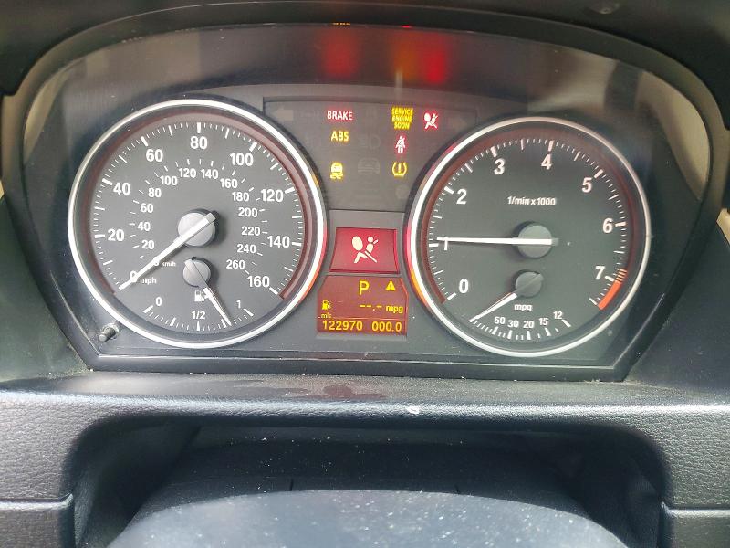 Photo 9 from auction – 2014 BMW X1 with VIN WBAVM1C57EVW54377