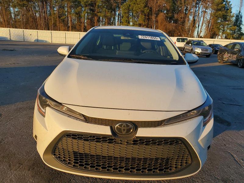 Photo 5 from auction – 2020 TOYOTA COROLLA with VIN JTDEPRAE5LJ076702