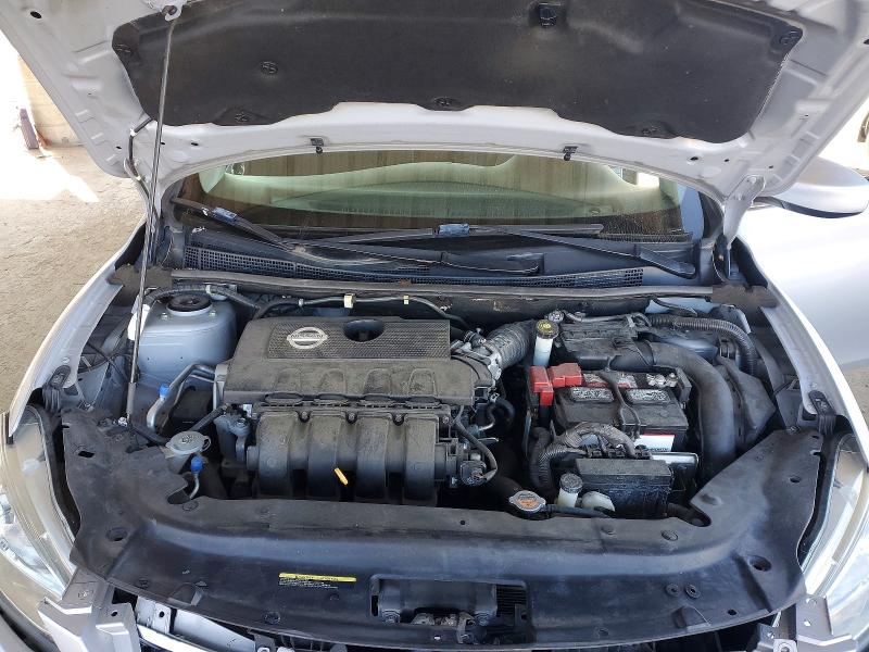 Photo 11 from auction – 2015 NISSAN SENTRA S with VIN 3N1AB7AP4FL670216