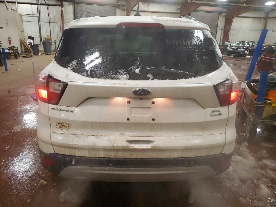 Photo 6 from auction – 2018 FORD ESCAPE SEL with VIN 1FMCU9HD4JUC22088