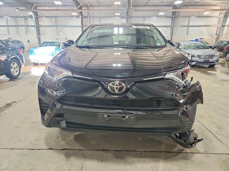 Photo 5 from auction – 2017 TOYOTA RAV4 with VIN 2T3BFREV4HW661344
