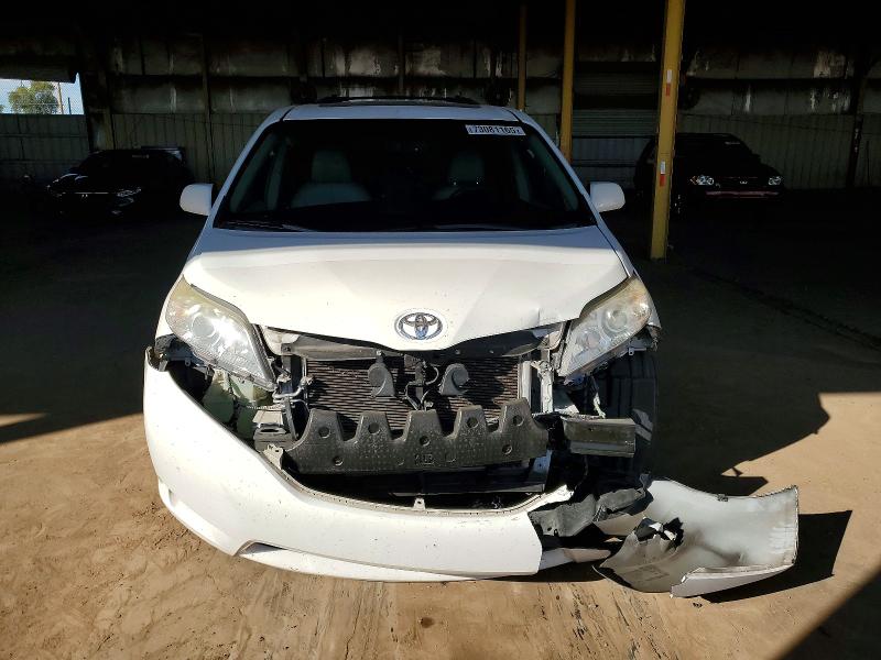 Photo 5 from auction – 2011 TOYOTA SIENNA with VIN 5TDYK3DC9BS172630