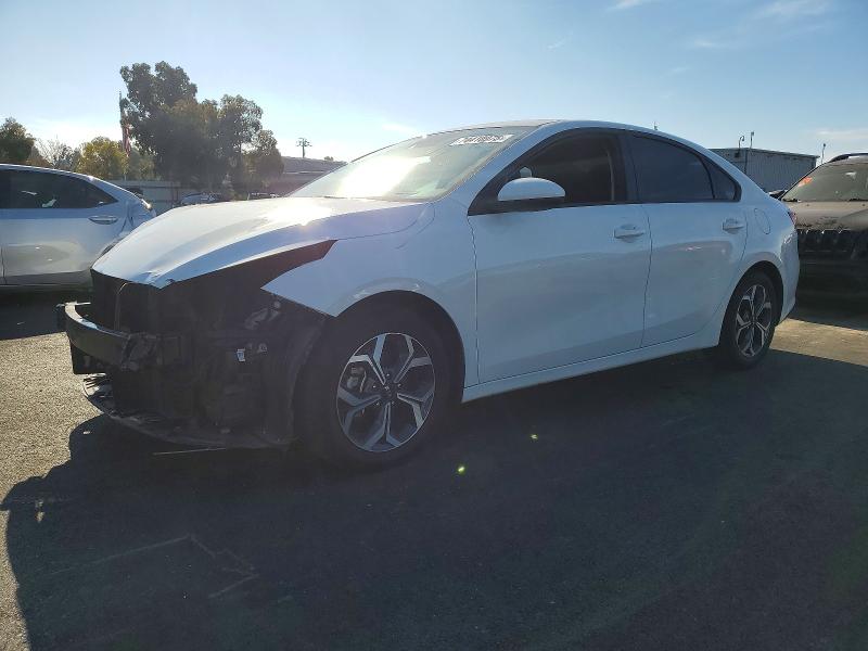 KIA FORTE 2019 with VIN 3KPF34AD2KE087033 - Photo from auction