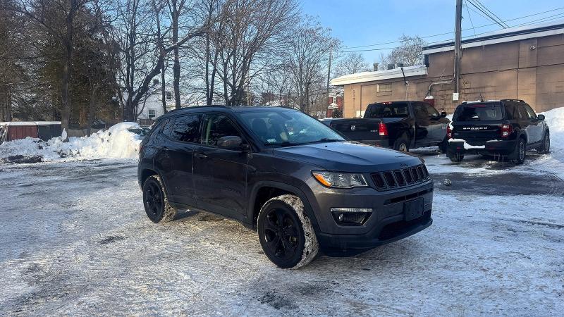 Zdjęcie 1 z aukcji – 2018 JEEP COMPASS LA z VIN 3C4NJDBBXJT395026