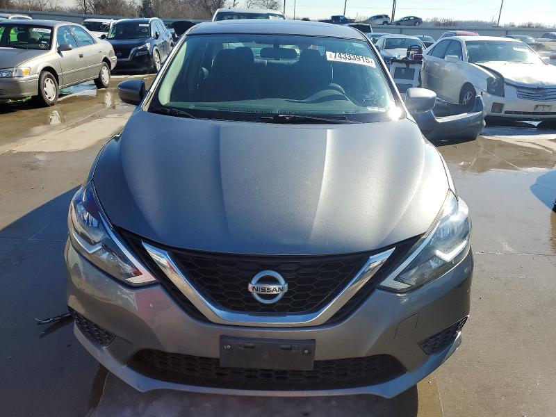 Photo 5 from auction – 2017 NISSAN SENTRA with VIN 3N1AB7AP9HY339718