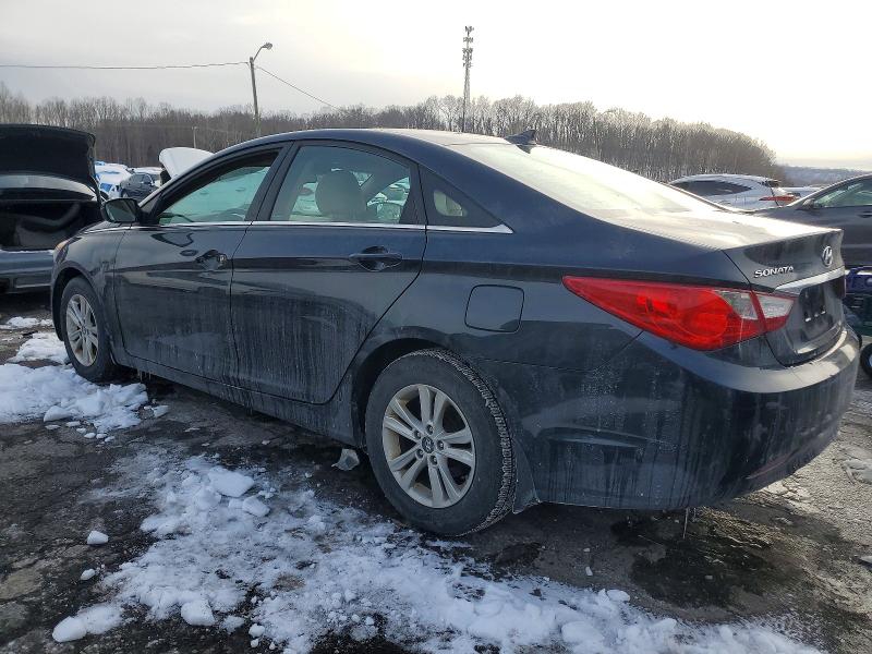 Photo 2 from auction – 2013 HYUNDAI SONATA GLS with VIN 5NPEB4AC4DH810322