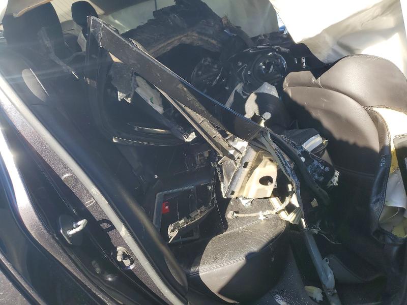 Photo 10 from auction – 2012 ACURA TL with VIN 19UUA8F76CA038558