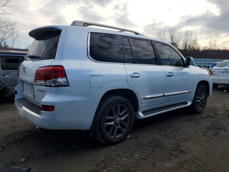 Photo 3 from auction – 2014 LEXUS LX 570 with VIN JTJHY7AXXE4154874