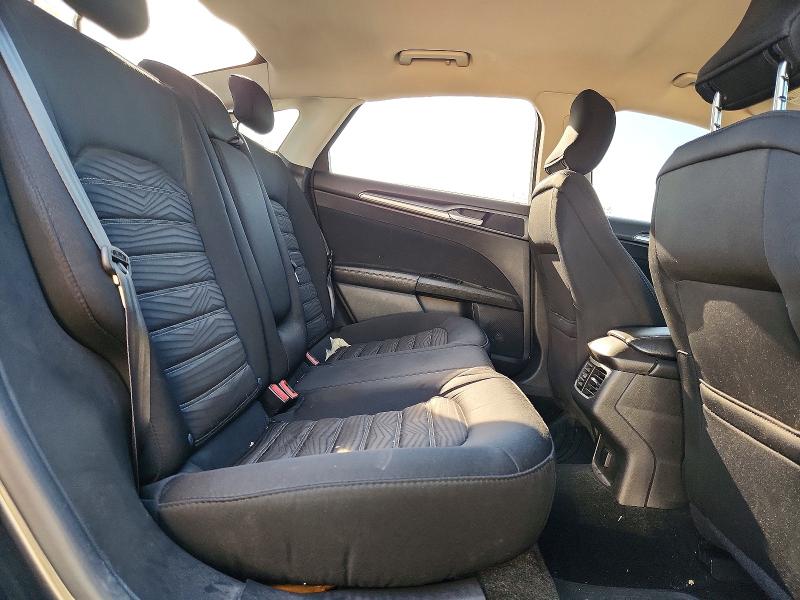 Photo 10 from auction – 2016 FORD FUSION SE with VIN 3FA6P0H72GR240822