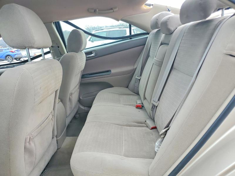 Photo 10 from auction – 2005 TOYOTA CAMRY LE with VIN 4T1BE32K65U506065