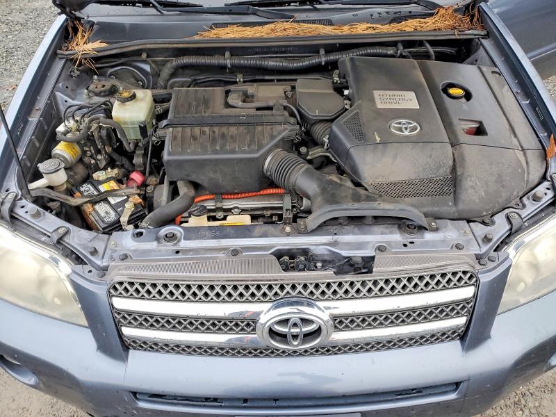 Photo 12 from auction – 2006 TOYOTA HIGHLANDER with VIN JTEEW21A960027337