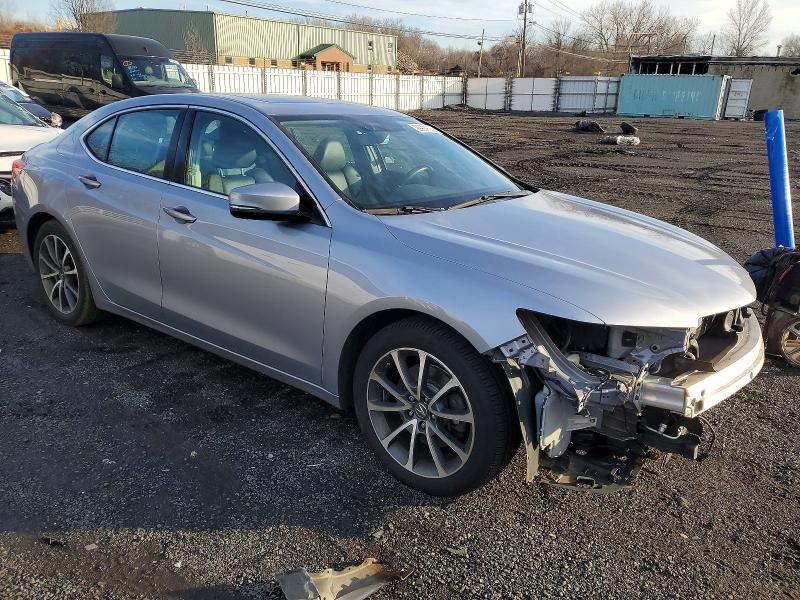 Photo 4 from auction – 2015 ACURA TLX TECH with VIN 19UUB3F51FA002196