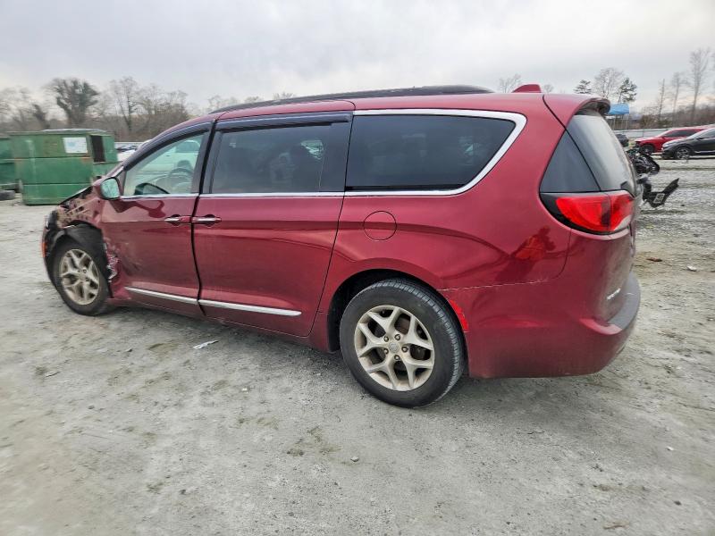 Photo 2 from auction – 2017 CHRYSLER PACIFICA with VIN 2C4RC1BG0HR739658