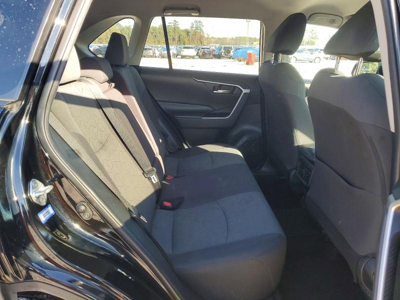 Photo 11 from auction – 2020 TOYOTA RAV4 with VIN 2T3W1RFV7LC051317