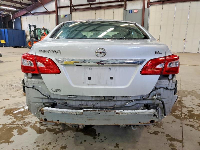 Foto 6 de la subasta – 2018 NISS SENTRA con VIN 3N1AB7AP2JY233682