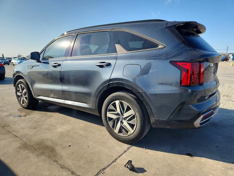 Photo 2 from auction – 2022 KIA SORENTO with VIN 5XYRL4LC1NG154018