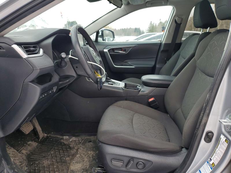 Photo 7 from auction – 2021 TOYOTA RAV4 XLE with VIN 2T3RWRFV9MW124153