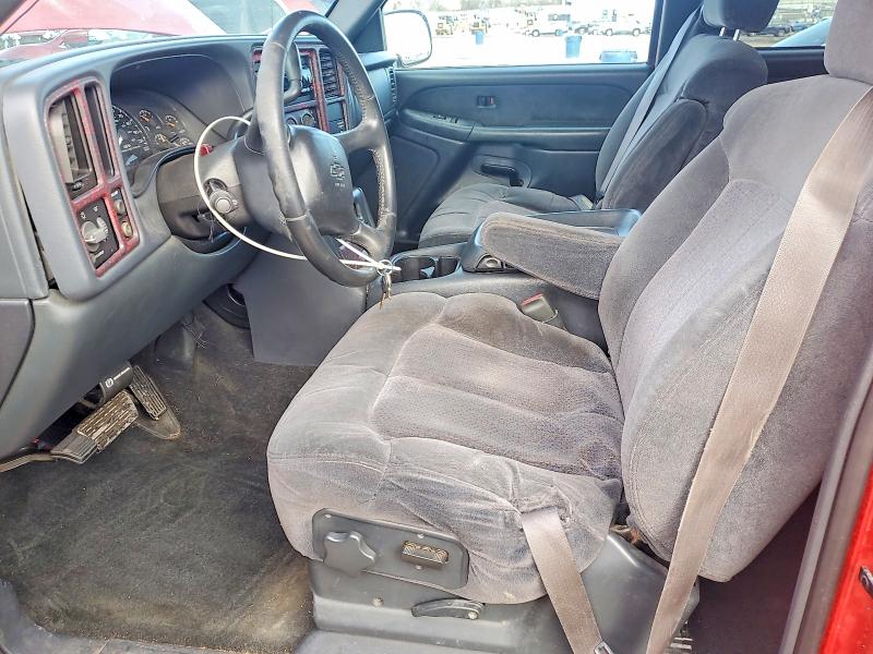 Photo 7 from auction – 2000 CHEVROLET SILVERADO with VIN 1GCEC19T6YZ326490