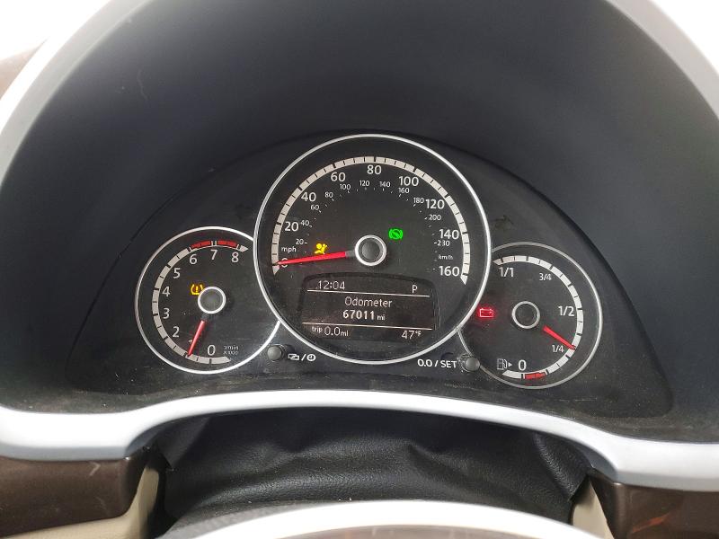 Photo 9 from auction – 2013 VOLKSWAGEN BEETLE with VIN 3VW5P7AT0DM830044