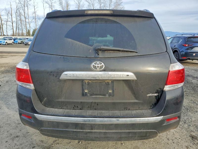 Photo 6 from auction – 2012 TOYOTA HIGHLANDER with VIN 5TDBK3EH5CS101734