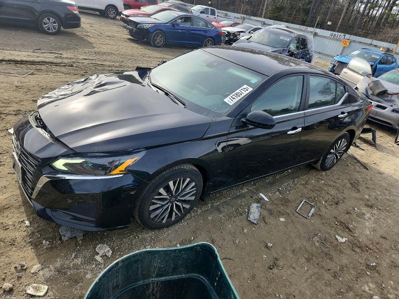NISSAN ALTIMA 2023 with VIN 1N4BL4DV6PN379571 - Photo from auction