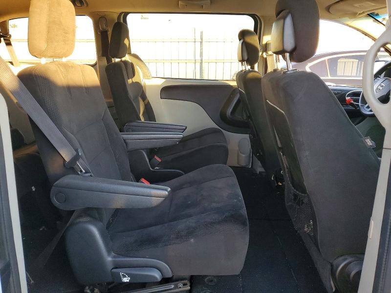 Photo 11 from auction – 2016 DODGE GRAND CARA with VIN 2C4RDGCG1GR375702